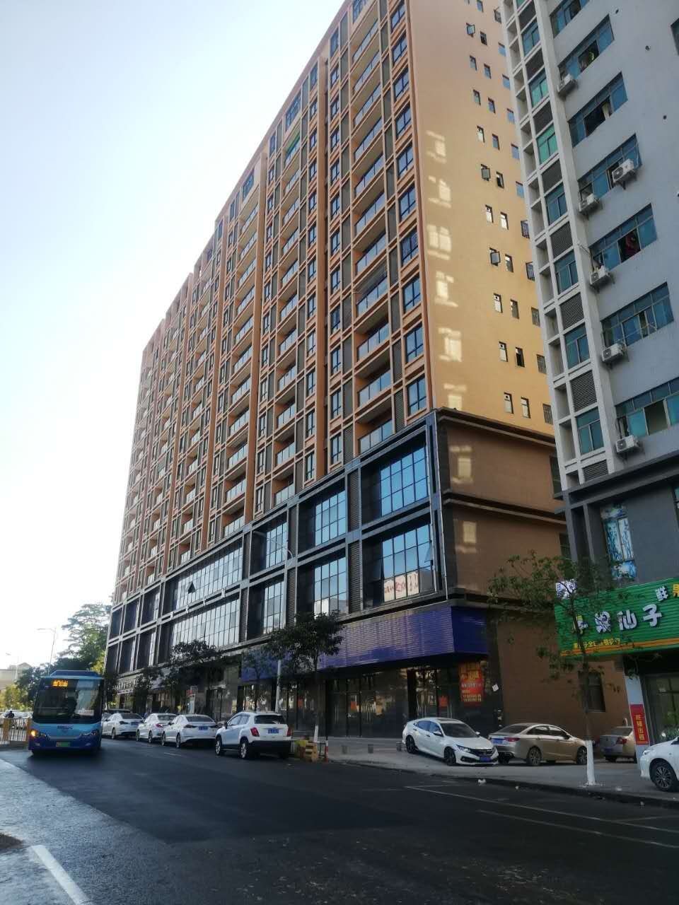 卧龍伴山(shān)名(míng)居